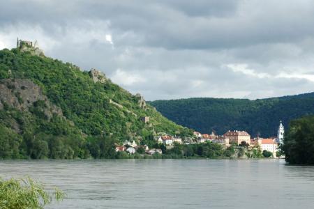 El carril bici del Danubio en bici y barco - Dürnstein